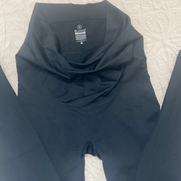 BLANQI Maternity Grey Leggings - Picture 2 of 6